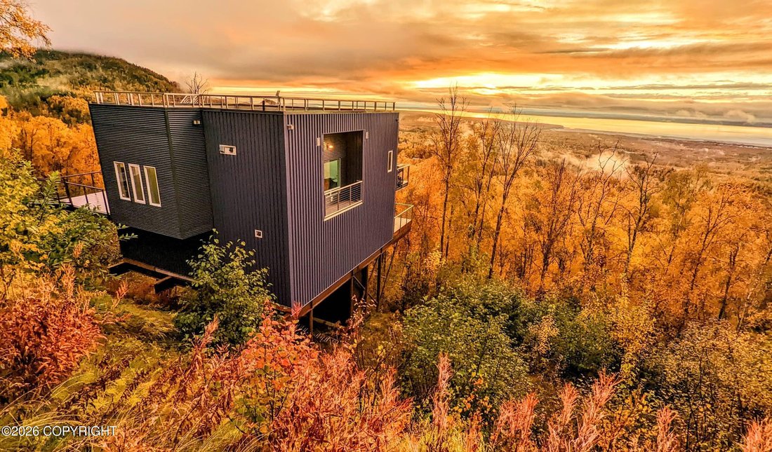 House in Anchorage, Alaska, United States 1 - 18438949