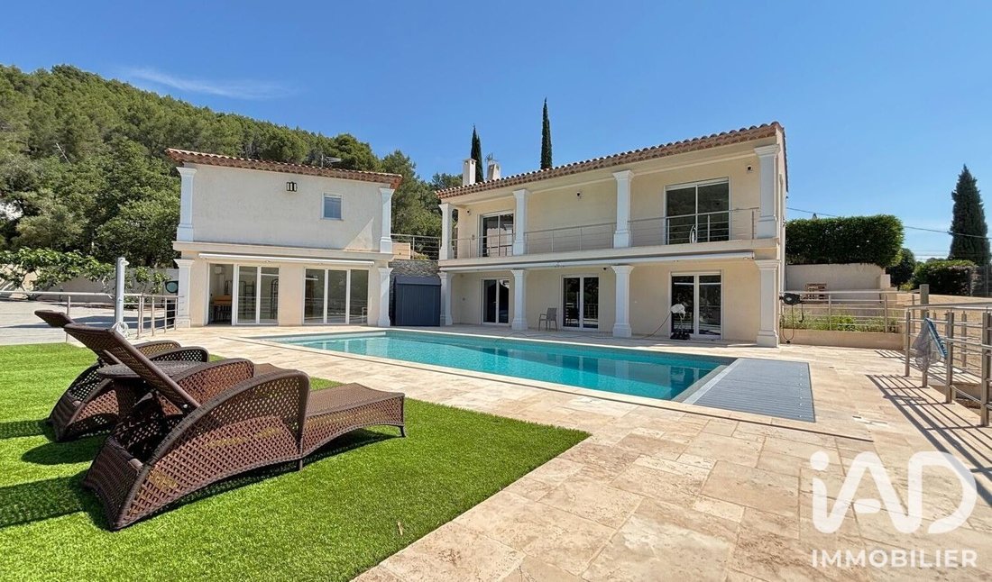 House in La Motte, Provence-Alpes-Côte d'Azur, France 1 - 18438656