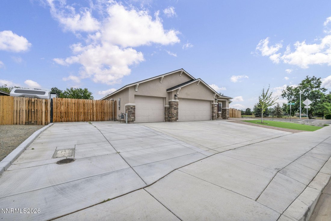 House in Sparks, Nevada, United States 5 - 18438910