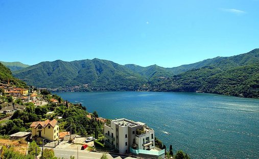 Villa in Carate Urio, Lombardy, Italy 1