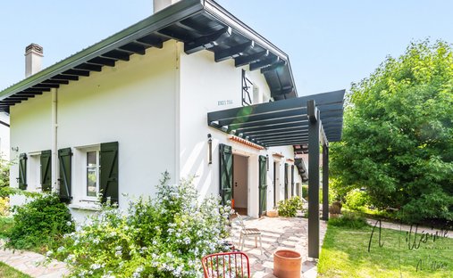 House in Guéthary, Nouvelle-Aquitaine, France 1