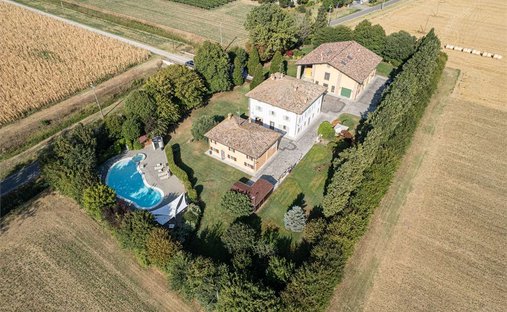 Villa in Modena, Emilia-Romagna, Italien 1