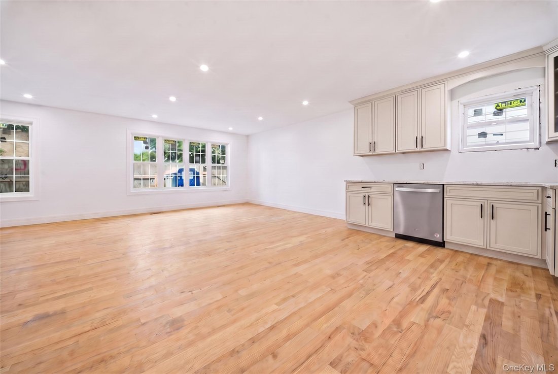Apartment in New York, New York, United States 5 - 18439306