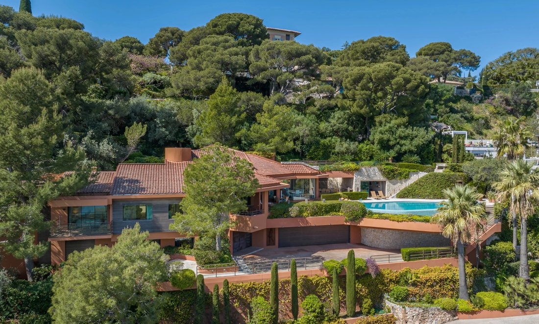 Villa in Saint-Jean-Cap-Ferrat, Provence-Alpes-Côte d'Azur, France 2 - 18434776