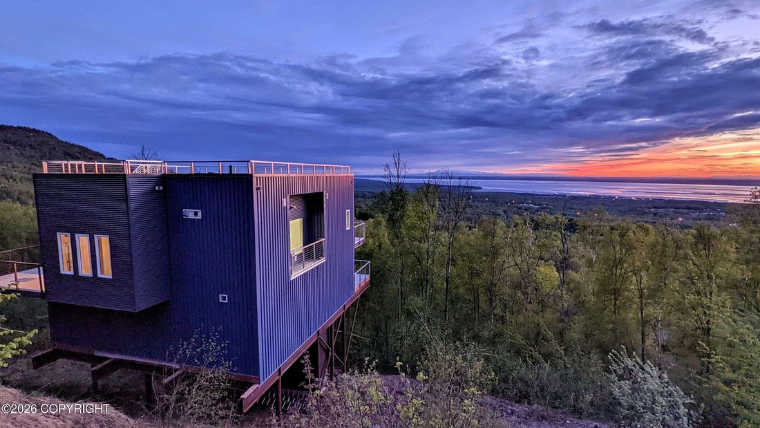House in Anchorage, Alaska, United States 2 - 18438949