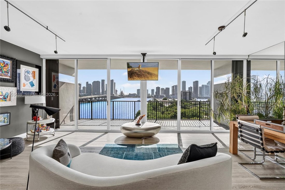 Condo in Miami Beach, Florida, United States 1 - 18440588