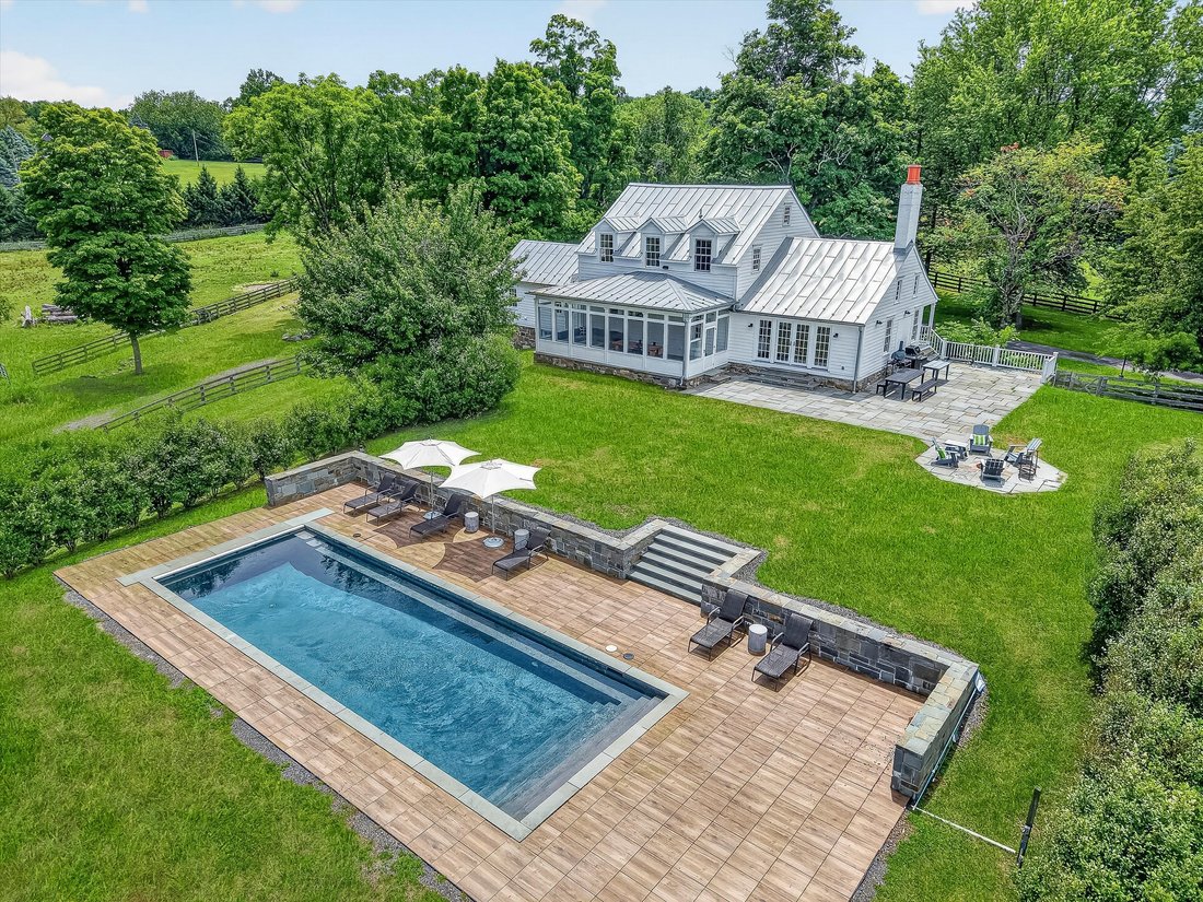 House in Montgomery, New York, United States 1 - 18438410