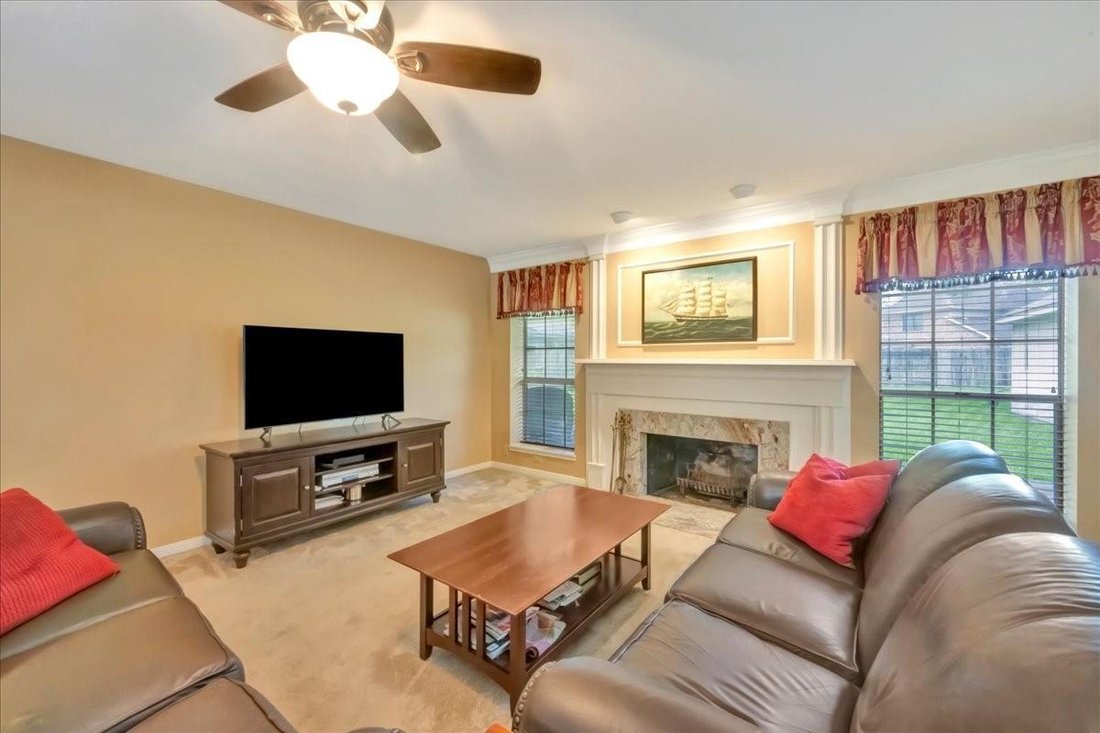 House in Houston, Texas, United States 5 - 18440742