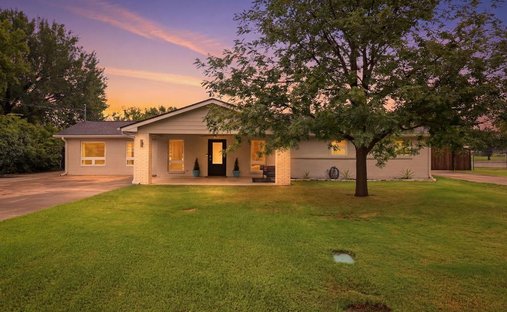 House in Dalworthington Gardens, Texas, United States 1