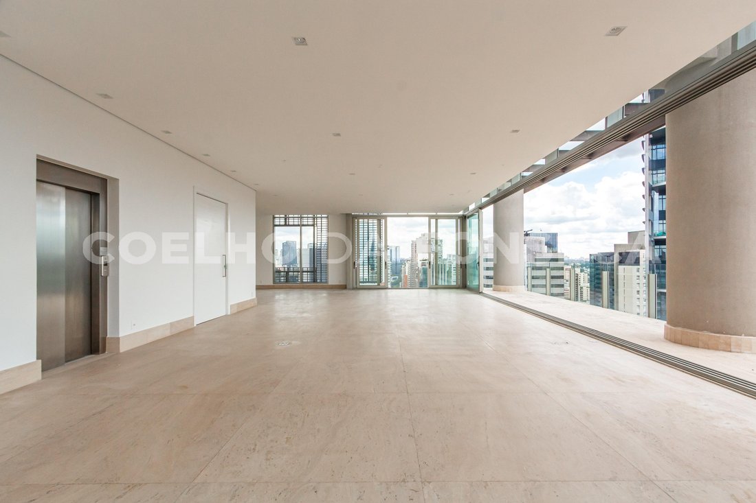 Condo in São Paulo, State of São Paulo, Brazil 4 - 17640166