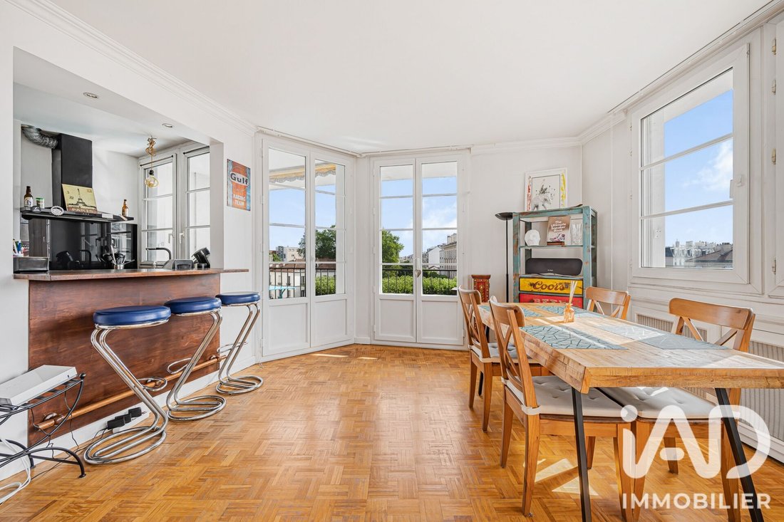 Apartment in Chateau Ridel, La Garenne-Colombes, France 5 - 18438639
