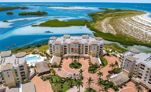 Condo in St. Petersburg, Florida, United States 1