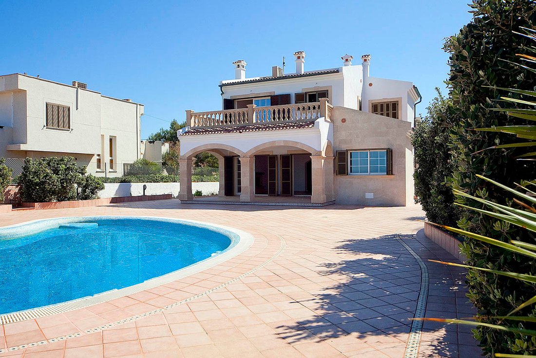 Villa in Calvia, Balearic Islands, Spain 3 - 18441112