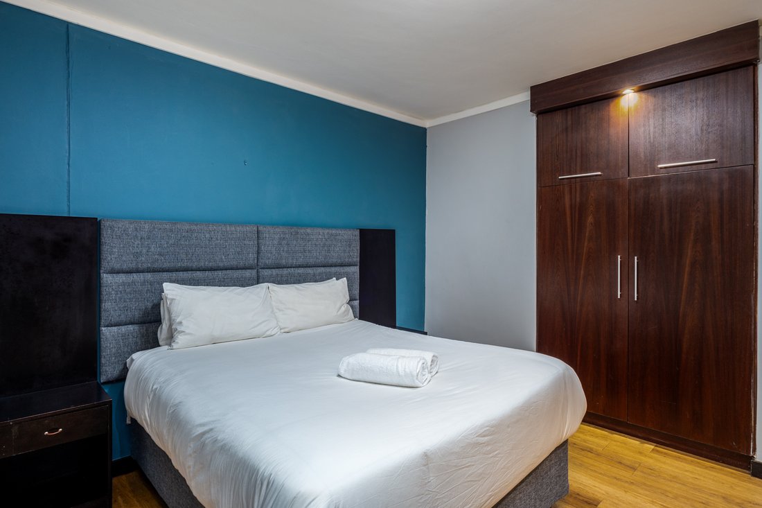 Apartment in Foreshore, Cape Town, South Africa 5 - 18442937
