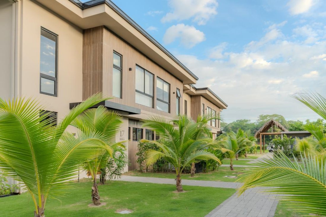 House in Playa Hermosa, Puntarenas Province, Costa Rica 1 - 18438756