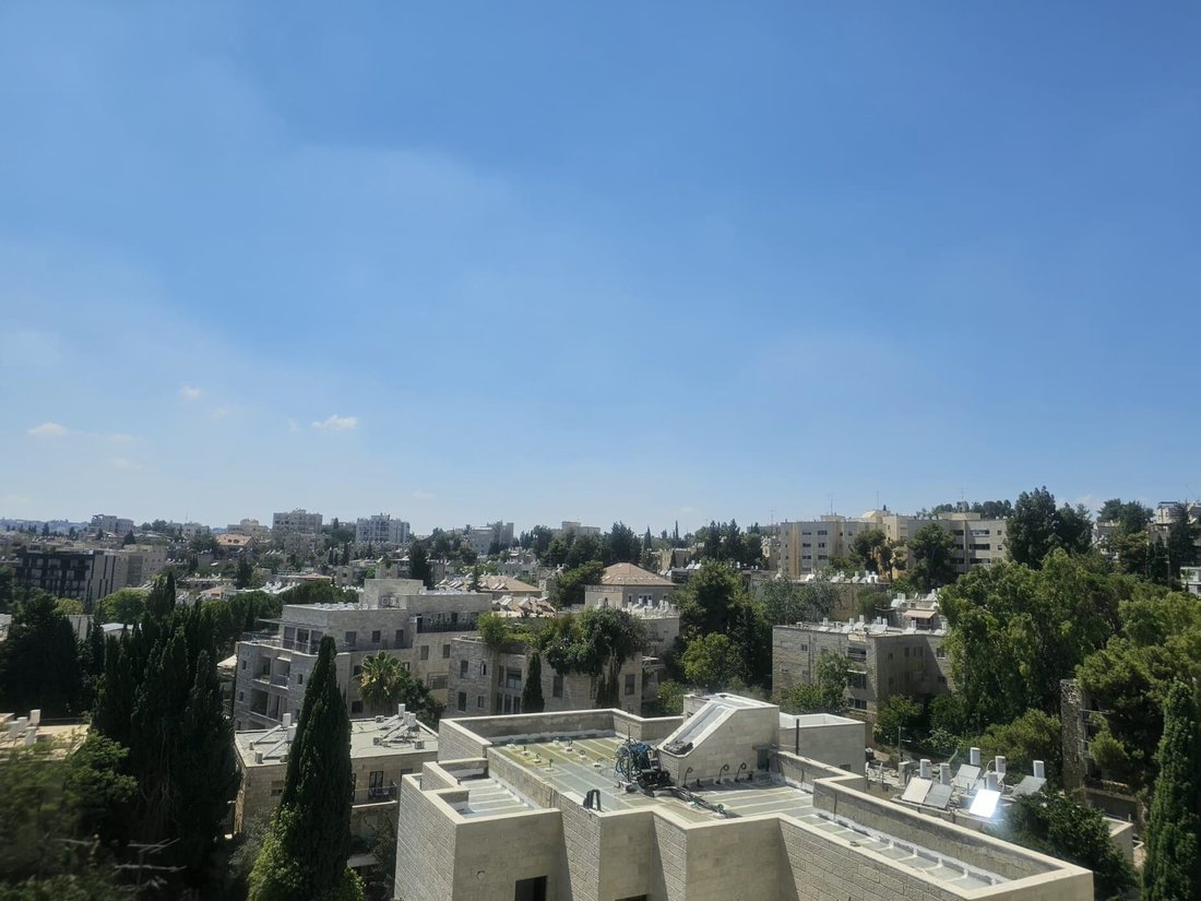 Apartment in Jerusalem, Jerusalem District, Israel 3 - 18442829