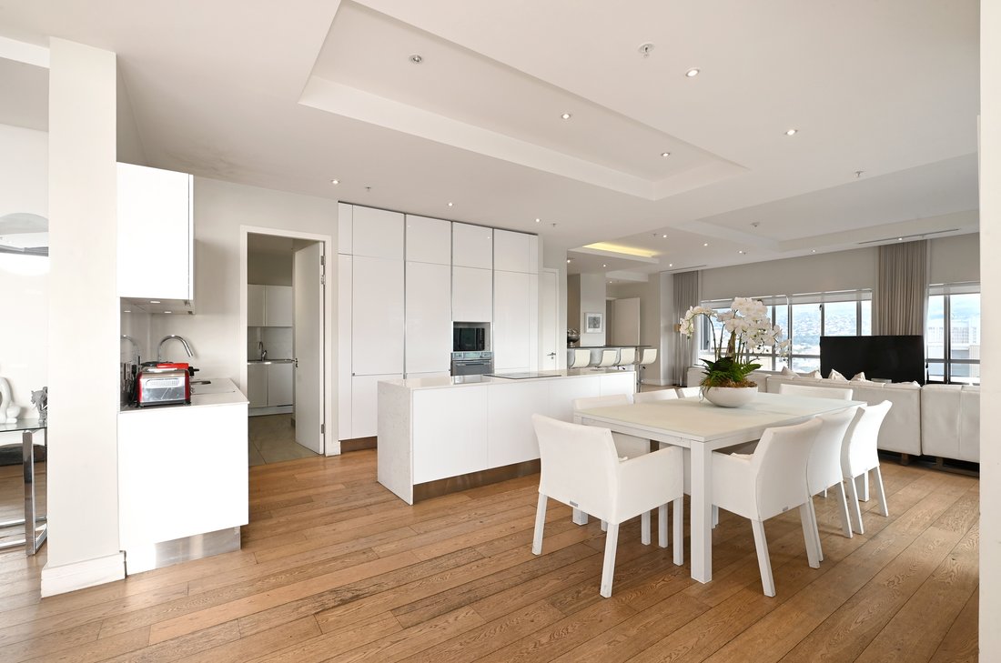 Apartment in City Centre, Cape Town, South Africa 4 - 18441246