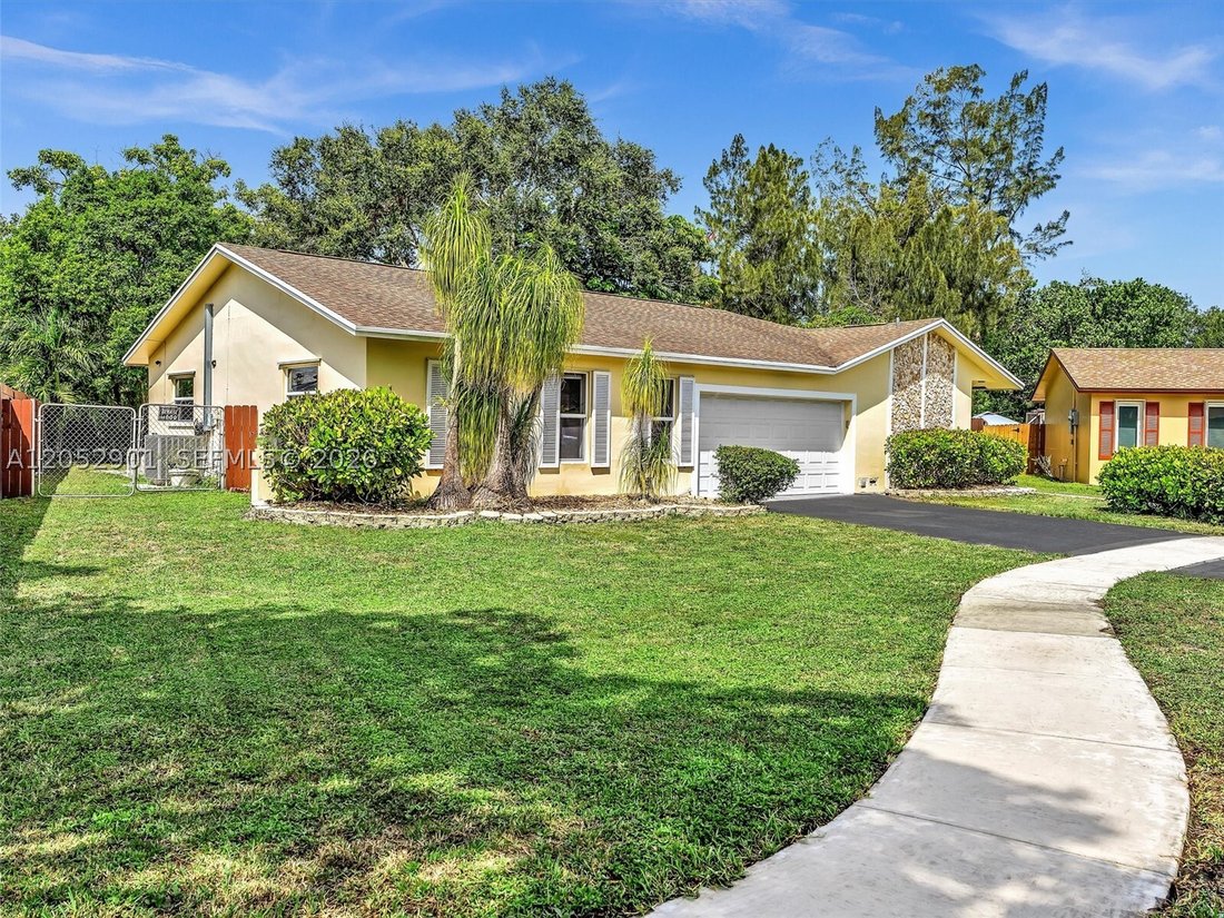 House in Davie, Florida, United States 1 - 18440031