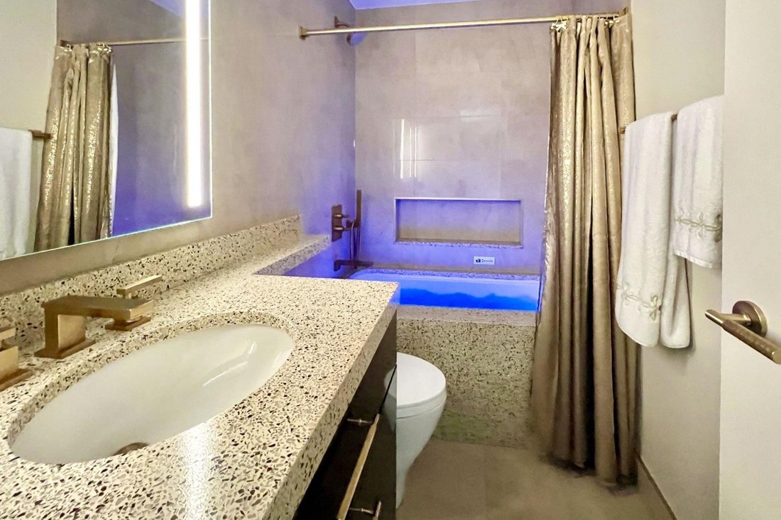 Condo in Chicago, Illinois, United States 5 - 18437328