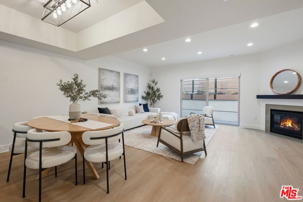 Condo in Los Angeles, California, United States 4 - 18442338