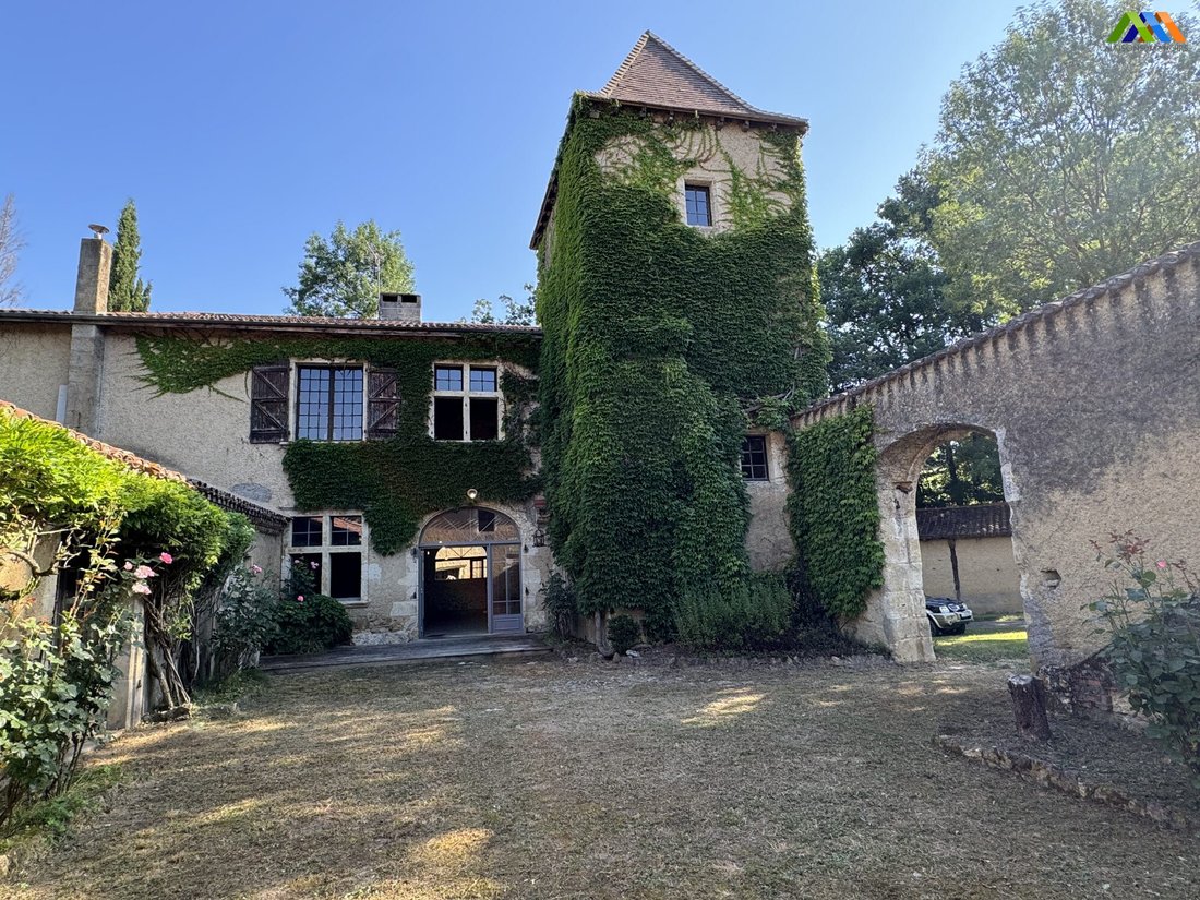 Estate in Pavie, Occitania, France 1 - 16737271