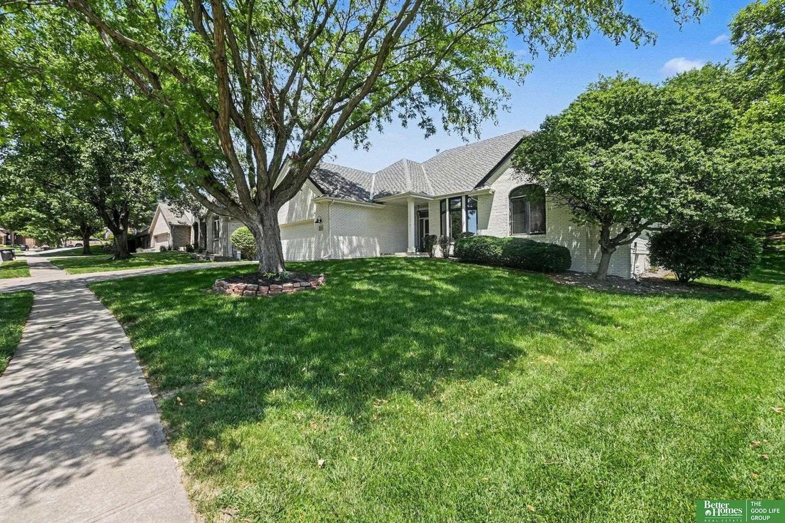 House in Omaha, Nebraska, United States 4 - 18438710