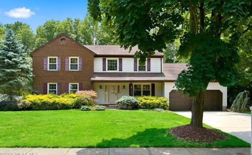 House in Marlboro Township, New Jersey, United States 1