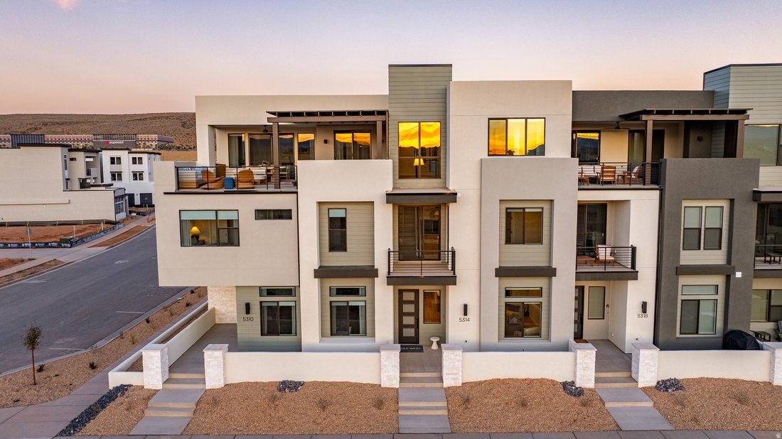 Townhouse in St. George, Utah, United States 1 - 18439355