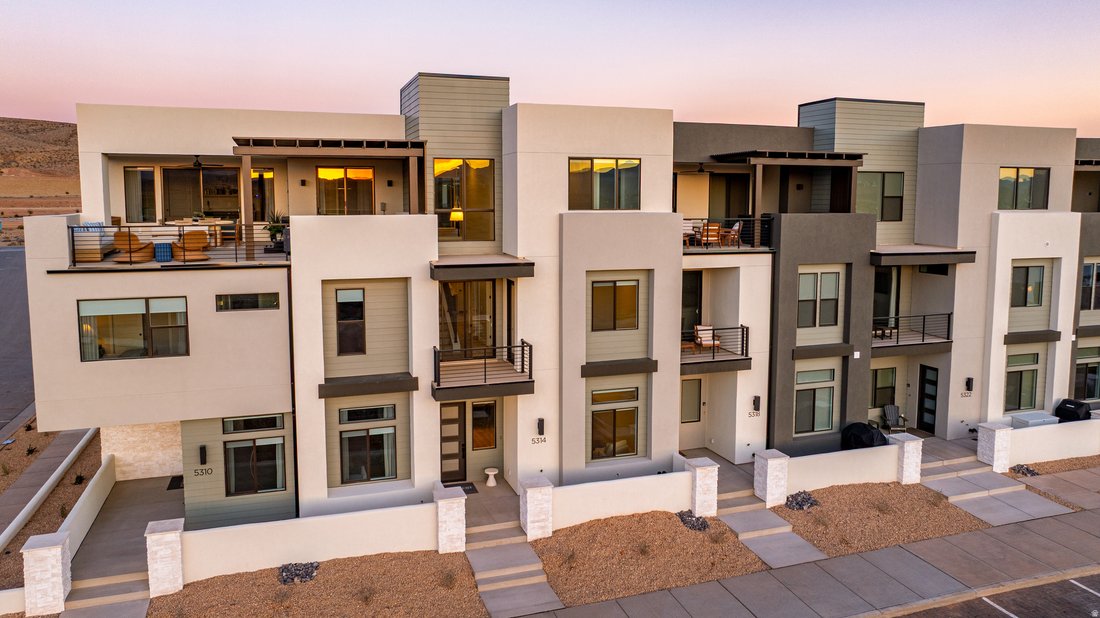 Townhouse in St. George, Utah, United States 2 - 18439355