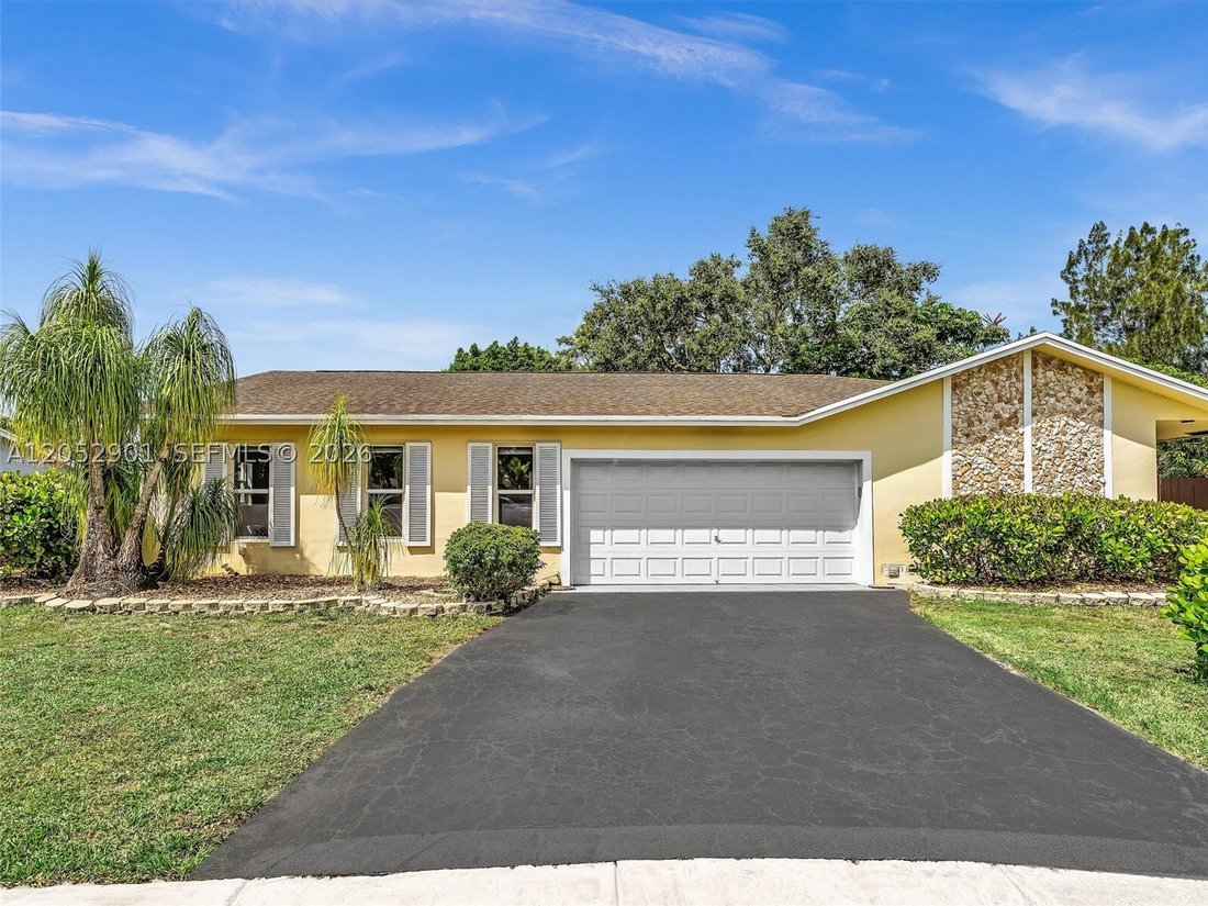 House in Davie, Florida, United States 2 - 18440031