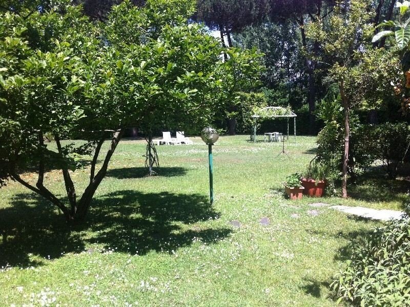 Villa in Center, Forte dei Marmi, Tuscany 2 - 18439128