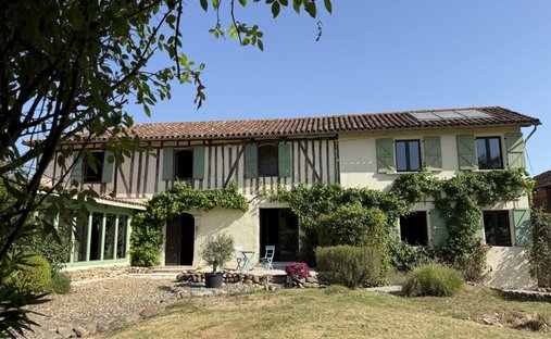 House in Sadournin, Occitania, France 1