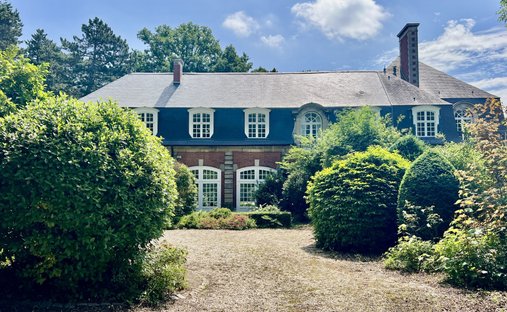 Estate in La Vallée-Petit Lannoy, Hem, France 1