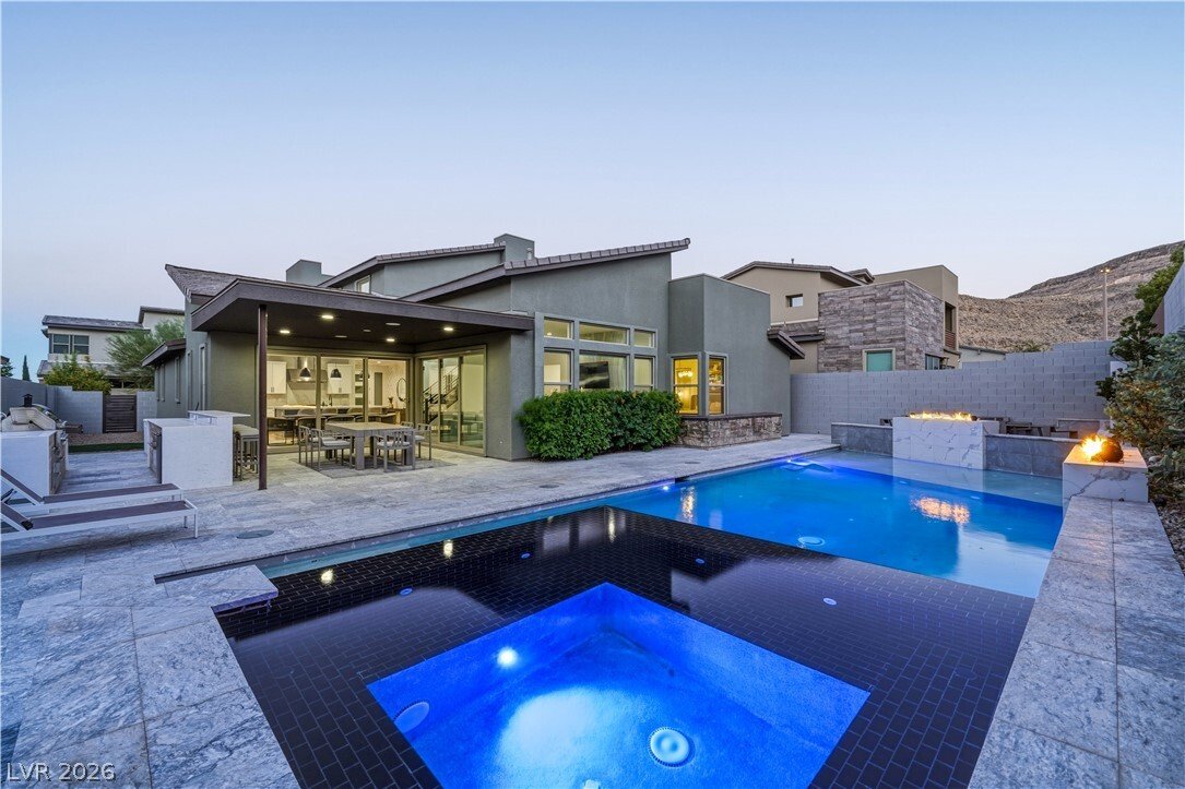 House in Las Vegas, Nevada, United States 1 - 18442055