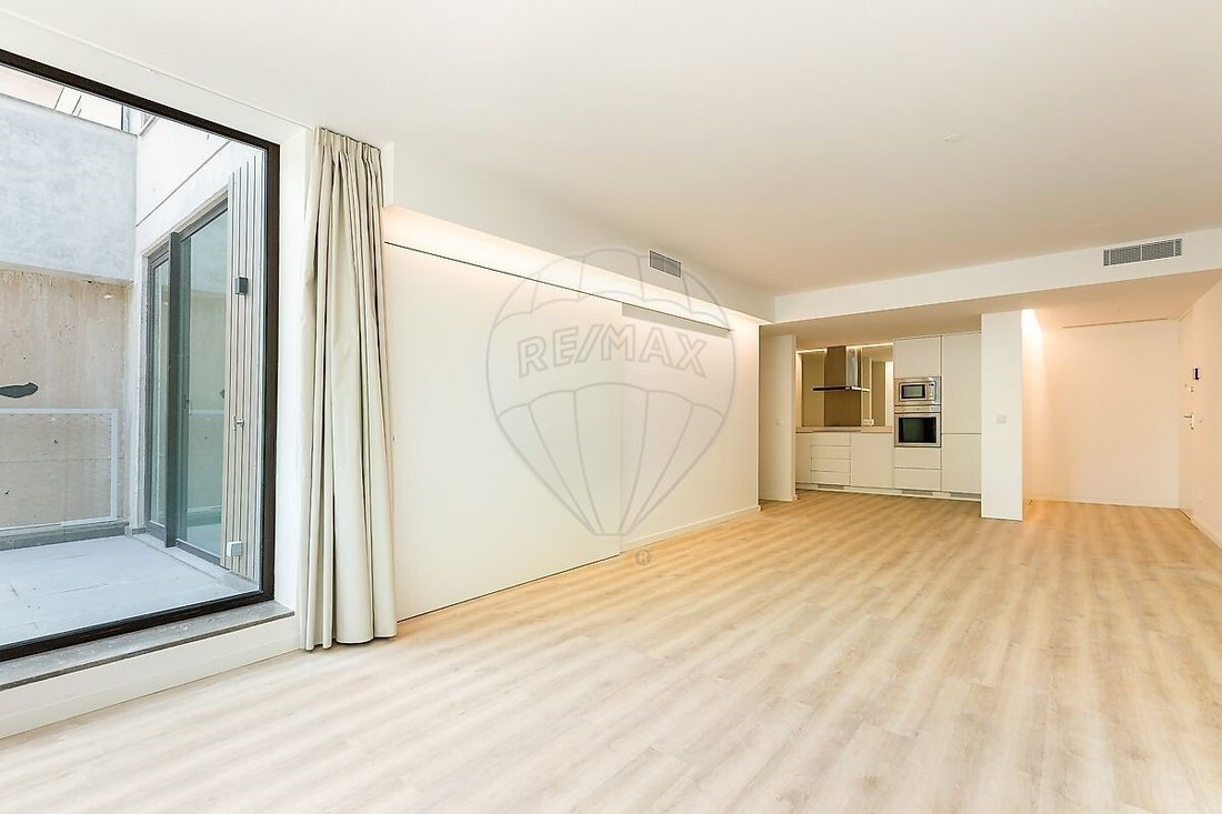Apartment in Alvalade, Lisbon, Portugal 3 - 15956423