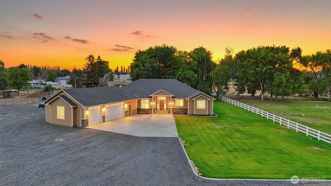 House in Moses Lake, Washington, United States 1 - 18440888