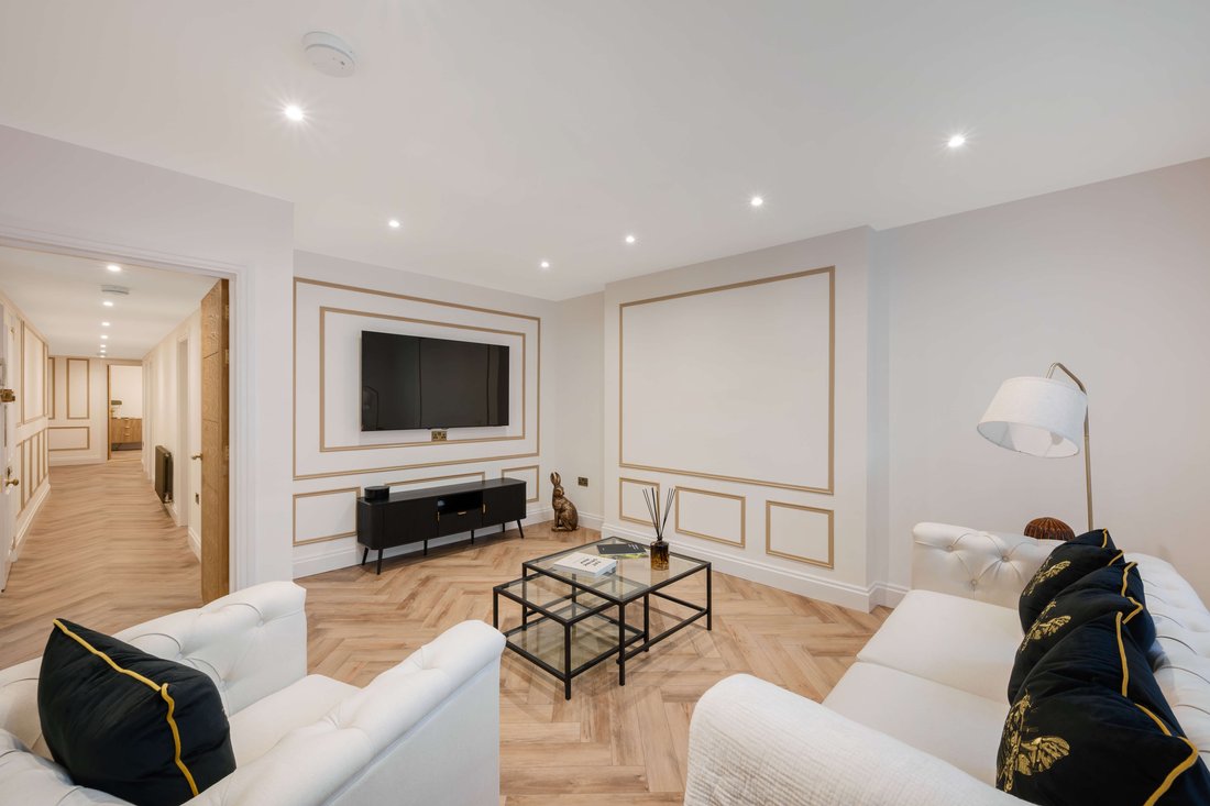Townhouse in Hyde Park, Westminster, England 2 - 18442098