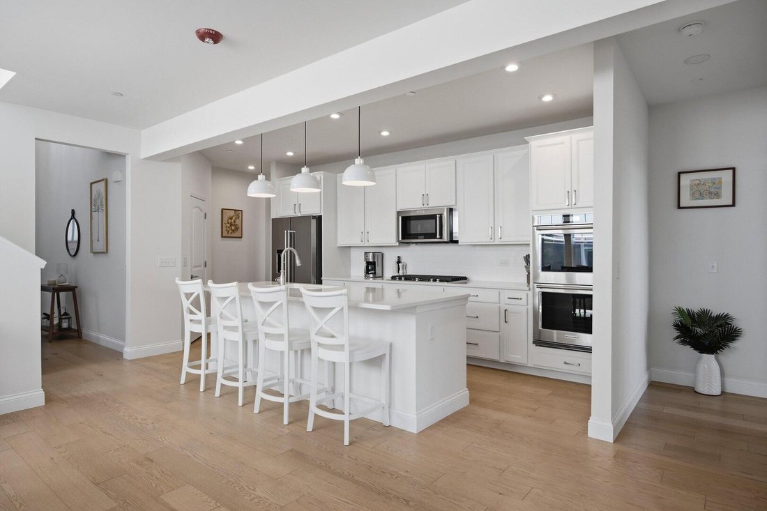 Condo in Naperville, Illinois, United States 4 - 18440291