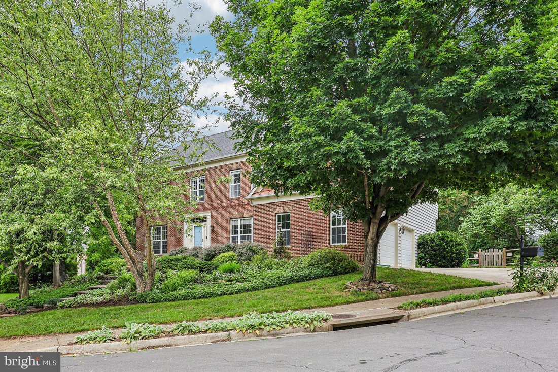 House in Potomac Falls, Virginia, United States 3 - 18441448