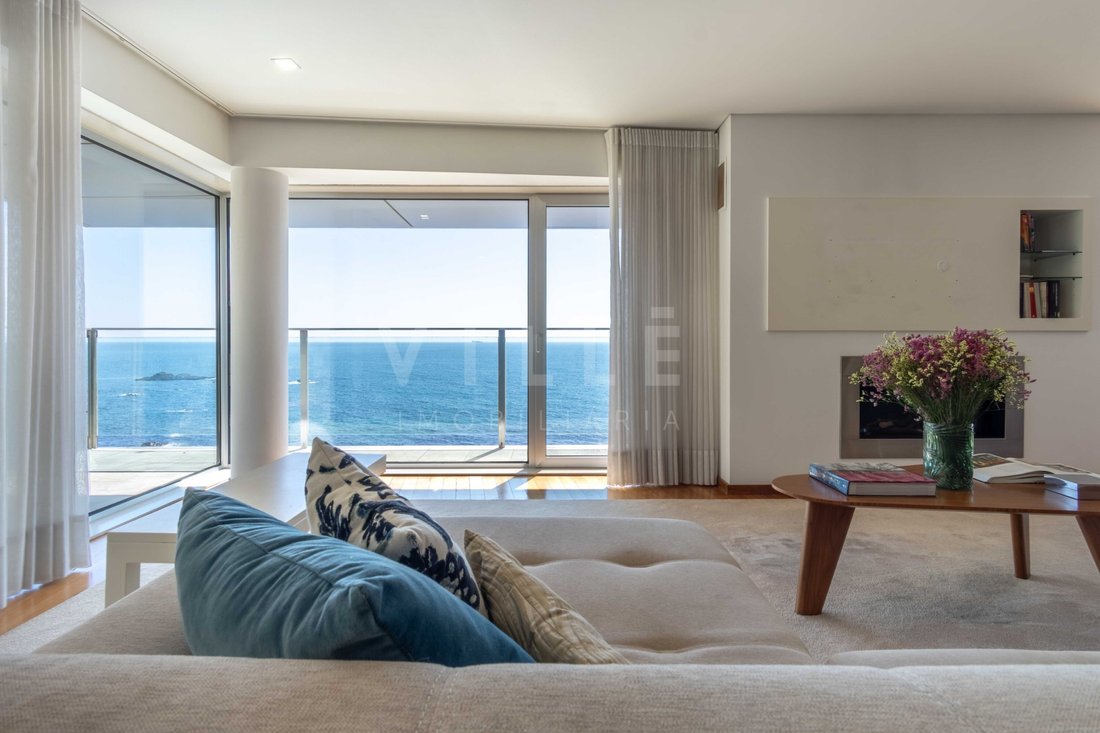 Apartment in Aldoar, Foz do Douro e Nevogilde, Porto District, Portugal 1 - 18441152