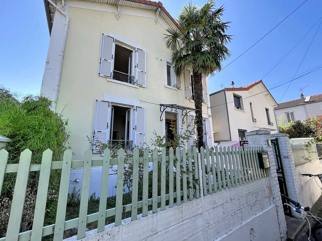 House in Bois-Colombes, Ile-de-France, France 3 - 18439516