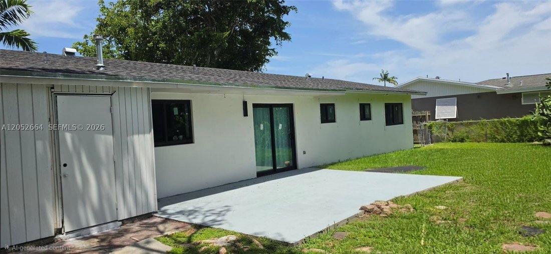 House in West Miami, Florida, United States 4 - 18439990