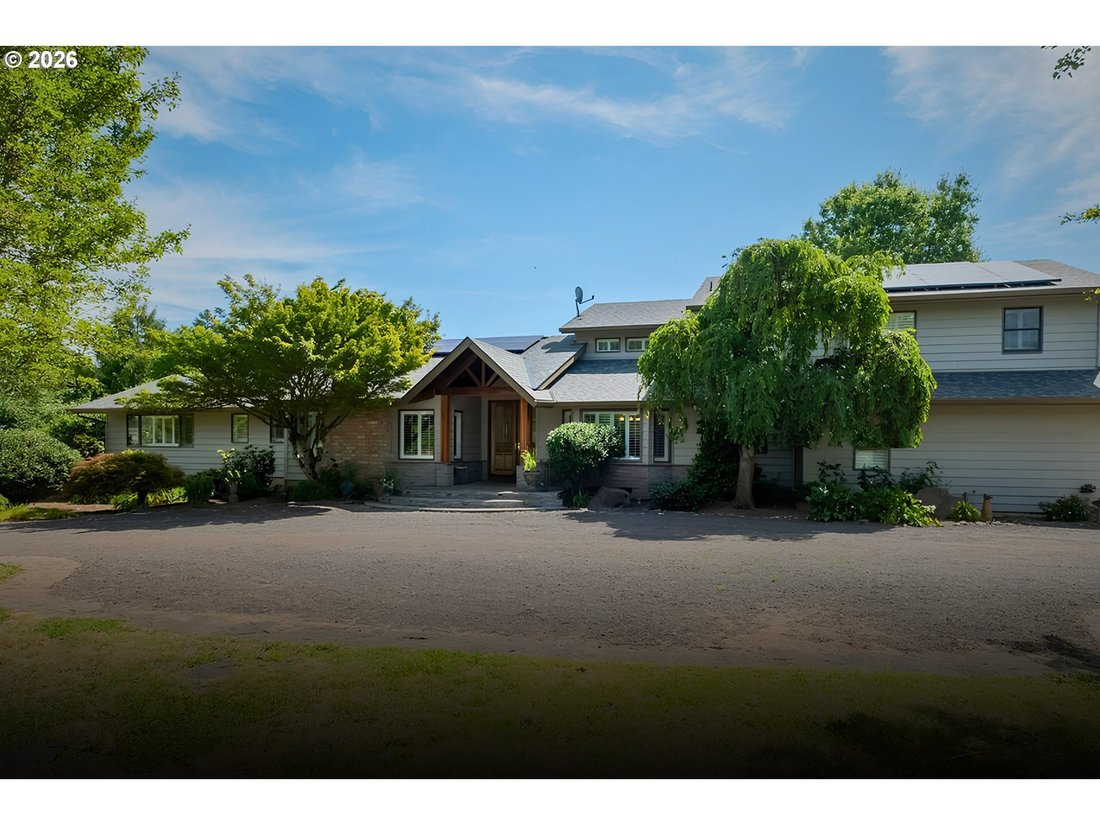 House in West Linn, Oregon, United States 1 - 18440423