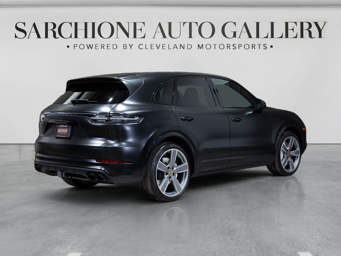Suv in Canton, OH, United States 2 - 18425292