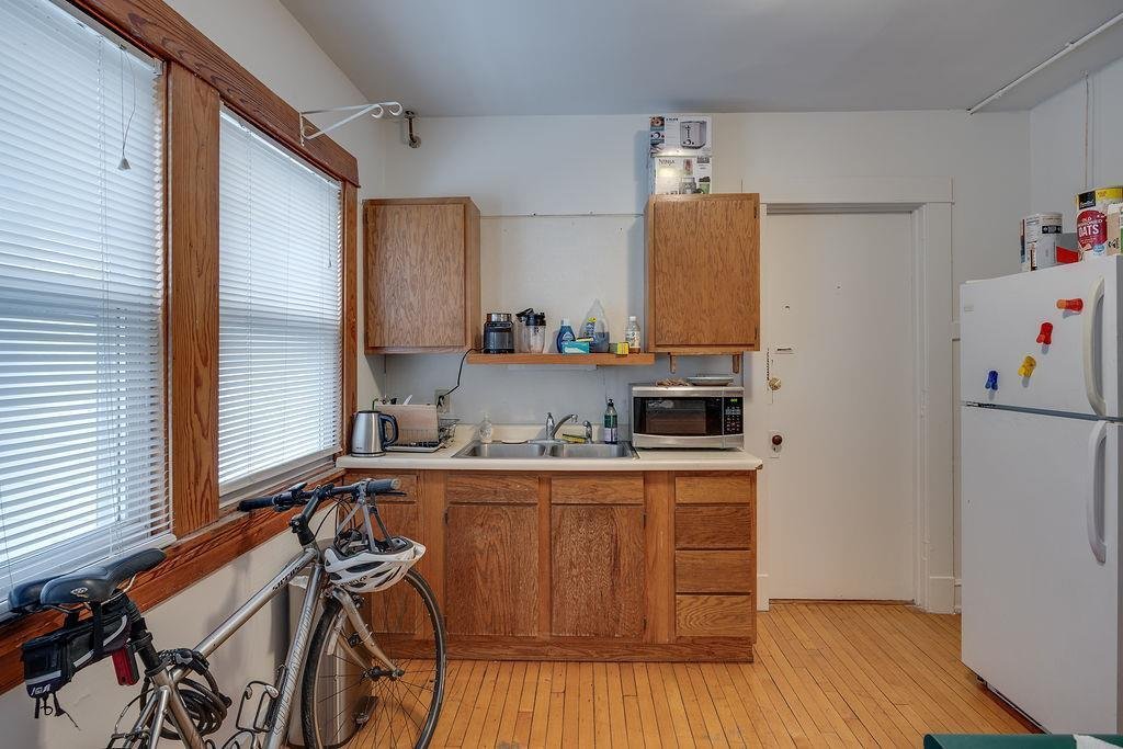 Madison, Wisconsin, United States 5 - 18439084