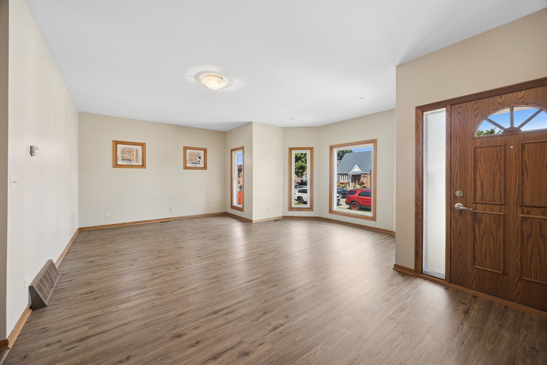 House in Chicago, Illinois, United States 3 - 18440338