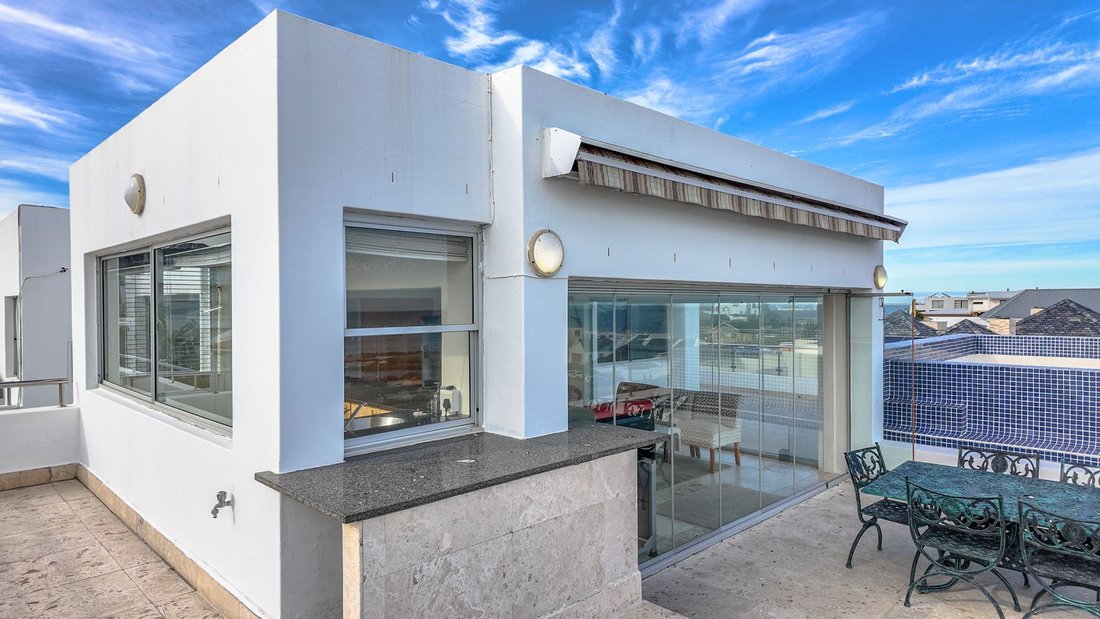 House in Bloubergstrand, Cape Town, South Africa 5 - 18441585