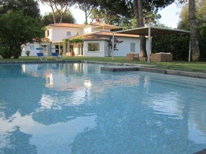 Villa in Center, Forte dei Marmi, Tuscany 1 - 18439081