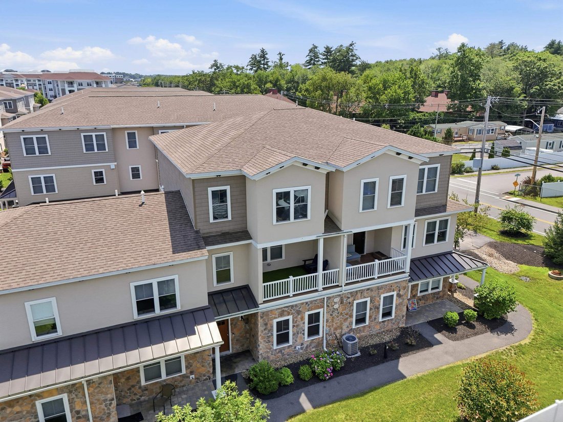 Condo in Salem, New Hampshire, United States 1 - 18441447