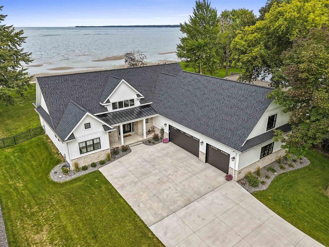 House in Green Bay, Wisconsin, United States 3 - 18439033